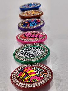 Colorful Designer saree Pin Packet 6 Pc