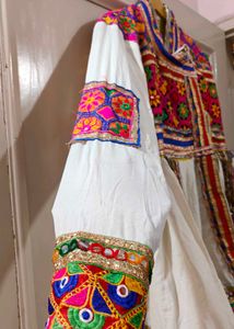 Off White Dhoti With Kurta For Navratri Festival