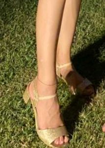 🤩Gold Glitter Heels ✨️🤌🏻