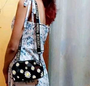 Daisy Print Crossbody Bag