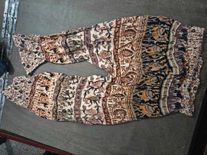 Patterned Casual Pants