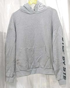 Grey Hoodie ✨🤍