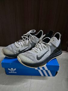 Rare Nike LeBron Witness 4 Basketball  Original