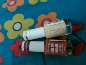 Sanfe Razor &amp; Nailpaints (2) Combo