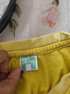Combo-Maternity Bed Mat,Shawl And New Born Tshirt