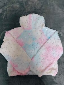 I&#39;m selling a beautiful cropped sweatshirt