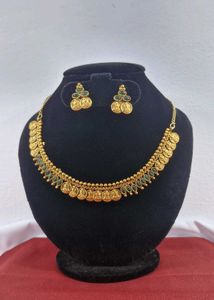 Elegant Coin Necklace Set