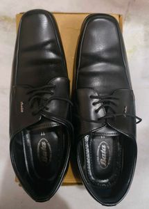 Bata Formal Black Shoes