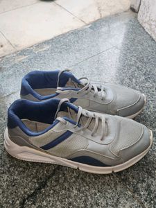 Men&#39;s Casual Grey Shoes
