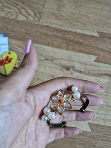 Pearl Flower Bracelet
