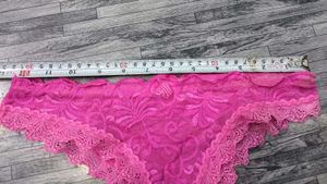 Pink Lace Thong 🧡
