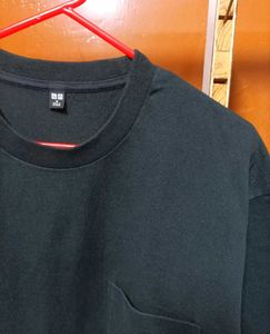 Uniqlo Black Pocket Tee
