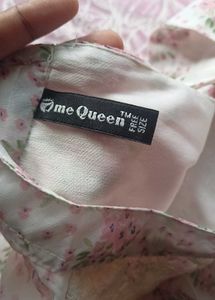 Floral Print Blouse with puff sleeves