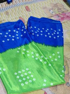 Blue & Green Satin Saree With Blouse 38 Inch