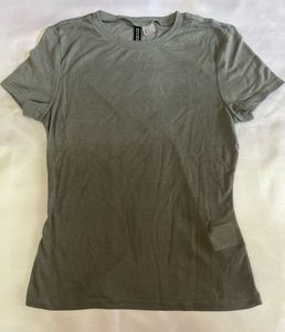 H&M Grey T-Shirt