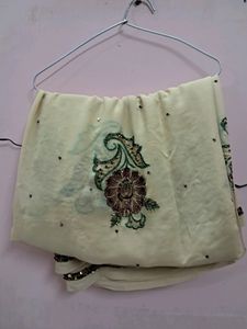 Beige Saree with Blouse Piece