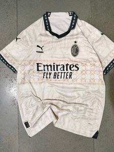 AC Milan CREAM Jersey – Size M/L