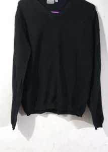 Black Pullover