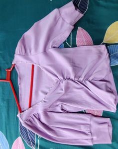 Neckline Peal Detailing Top