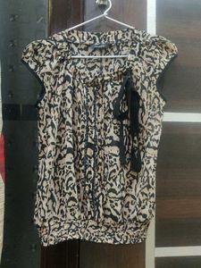 Stylish Animal Print Top