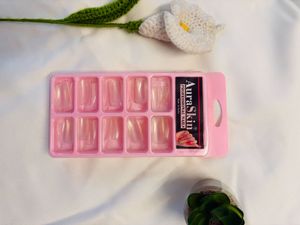 AuraSkin Professional Nails