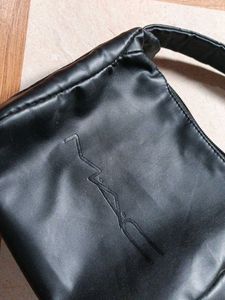 Mac Black Colour Bag 🥰😍♥️