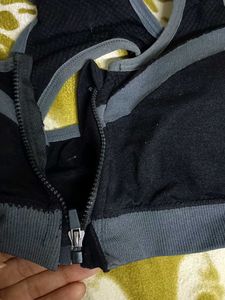 GymWear Bra, Full Cups, Canbe Wear Without Top