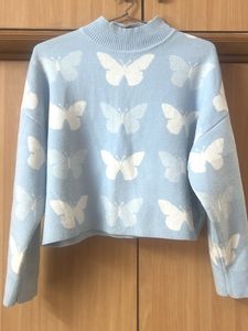 Butterfly Print Cropped Sweater