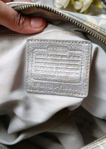 Coach Signature 100% Authentic Bag