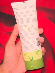 Plum Green Tea Pore Cleansing Face Wash