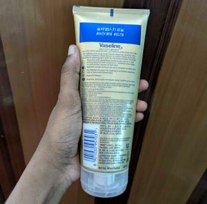 Vaseline Gluta Hya Serum In Lotion Nonsticky