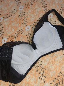 2 Beautiful Imported Bra🧡🖤