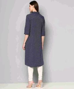 Kurta Aurelia Women Striped Straight Kurta