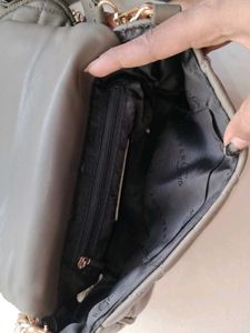 Stylish Quilted Crossbody Bag