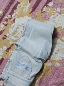 Light Wash Denim Jeans