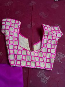 Saree With Streched Blouse Size 30