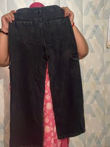 Black Cargo Jeans
