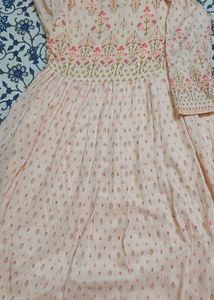 Anaakali Kurta