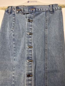 Classy  Denim Button Skirt For Women