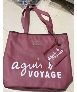 Like New Hand Bag