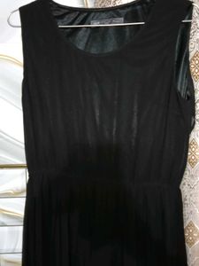 Sleeveless Black Dress