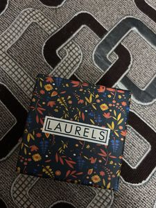 Classic LAURELS Watch