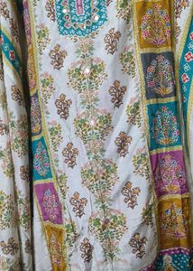 🔥Sale🔥 MUSLIN MATERIAL (FREE KASHMIRI PEHRAN)