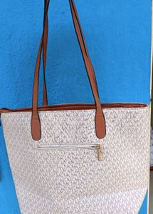 Michael Kors Tote Bag(Exchange available )