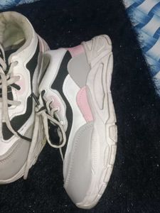 Sneaker For Women