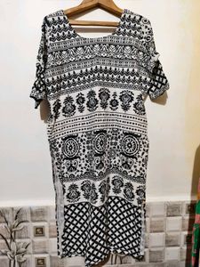 Ethnic Black &amp; White Kurta Large Size 38 to 40 in