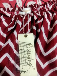 Brand 🔥🆕Berrylush Red &amp; White Geometric Pr
