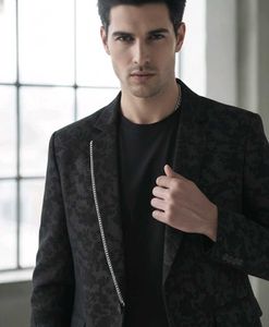 Stylish Patterned Blazer