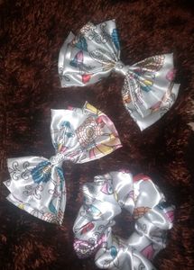 Bow And Scrunchies Set