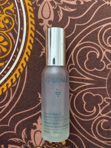 Caudalie Face serum